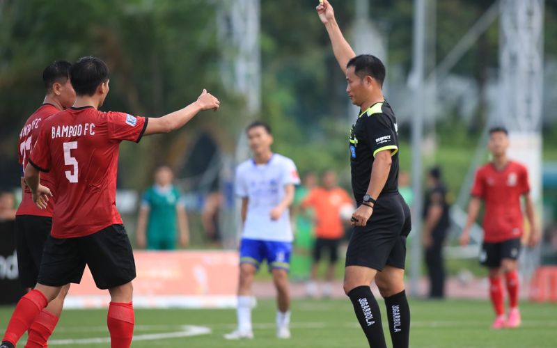 Kinh nghiệm soi kèo thẻ phạt theo thế trận