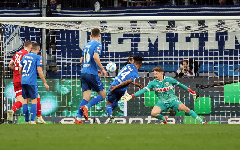 Soi kèo Over Under theo thế trận và phong độ