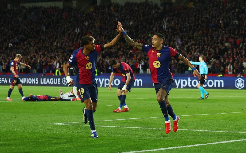 Trước khi đá bóng nên ăn gì